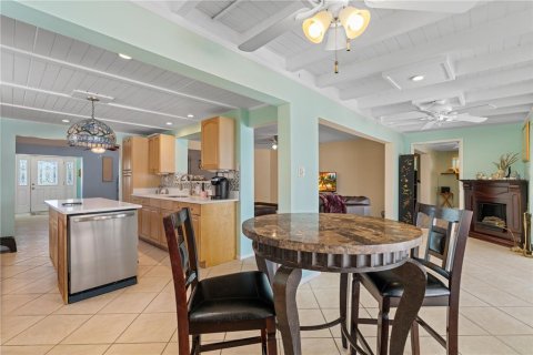 Villa ou maison à vendre à Port Charlotte, Floride: 2 chambres, 195.47 m2 № 2410027 - photo 26