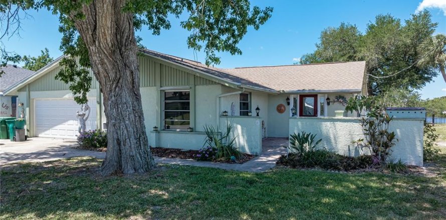 Villa ou maison à Port Charlotte, Floride 2 chambres, 195.47 m2 № 2410027