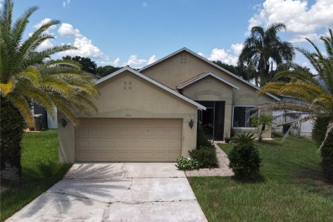 House in Clermont, Florida 3 bedrooms, 124.86 sq.m. № 2363999