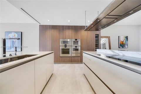 Купить кондоминиум в Санни-Айлс-Бич, Флорида 3 спальни, 240.52м2, № 2053503 - фото 12