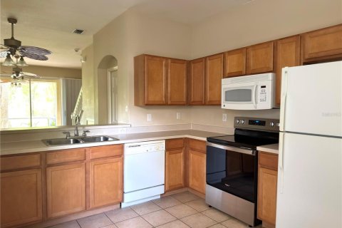 Touwnhouse à vendre à Brandon, Floride: 2 chambres, 115.2 m2 № 2233712 - photo 6