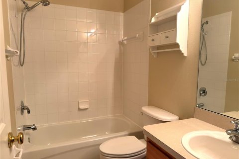 Touwnhouse à vendre à Brandon, Floride: 2 chambres, 115.2 m2 № 2233712 - photo 8