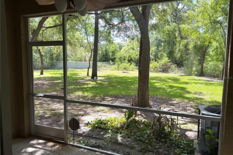 Touwnhouse à vendre à Brandon, Floride: 2 chambres, 115.2 m2 № 2233712 - photo 9