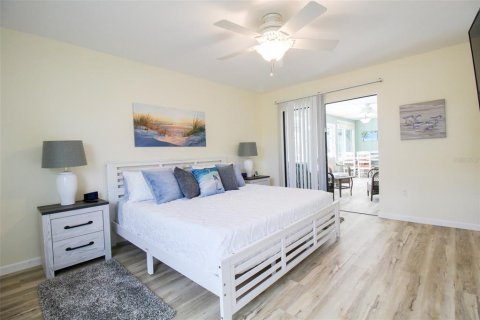 Villa ou maison à louer à Sarasota, Floride: 2 chambres, 118.91 m2 № 2298782 - photo 26