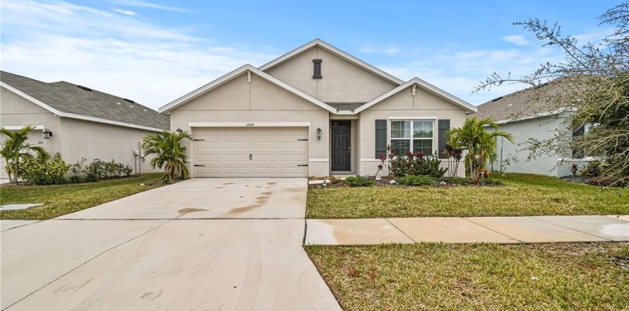 House in Wimauma, Florida 4 bedrooms, 171.5 sq.m. № 1549638