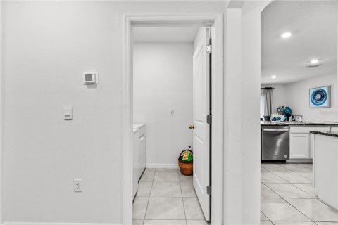 House in Wimauma, Florida 4 bedrooms, 171.5 sq.m. № 1549638 - photo 4