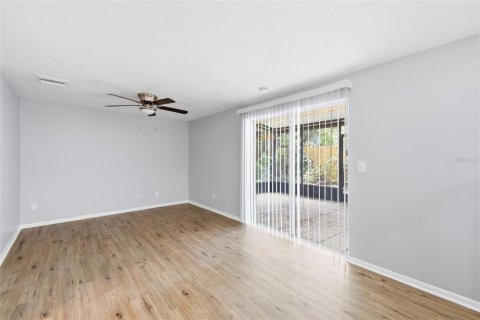 Casa en venta en Valrico, Florida, 4 dormitorios, 161.19 m2 № 2235462 - foto 28