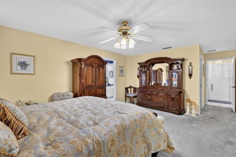 House in Leesburg, Florida 3 bedrooms, 213.77 sq.m. № 2342039 - photo 30