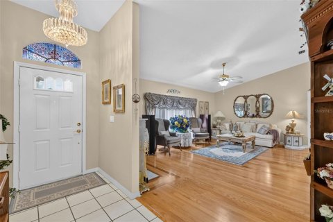 House in Leesburg, Florida 3 bedrooms, 213.77 sq.m. № 2342039 - photo 13