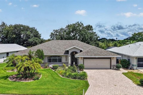 House in Leesburg, Florida 3 bedrooms, 213.77 sq.m. № 2342039 - photo 4