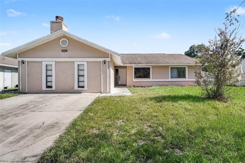 House in Orlando, Florida 3 bedrooms, 173.45 sq.m. № 2302412