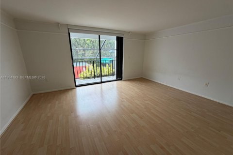 Townhouse in Key Biscayne, Florida 2 bedrooms, 130.43 sq.m. № 2046706 - photo 28