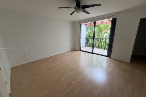 Townhouse in Key Biscayne, Florida 2 bedrooms, 130.43 sq.m. № 2046706 - photo 23