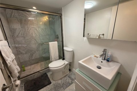 Townhouse in Key Biscayne, Florida 2 bedrooms, 130.43 sq.m. № 2046706 - photo 11