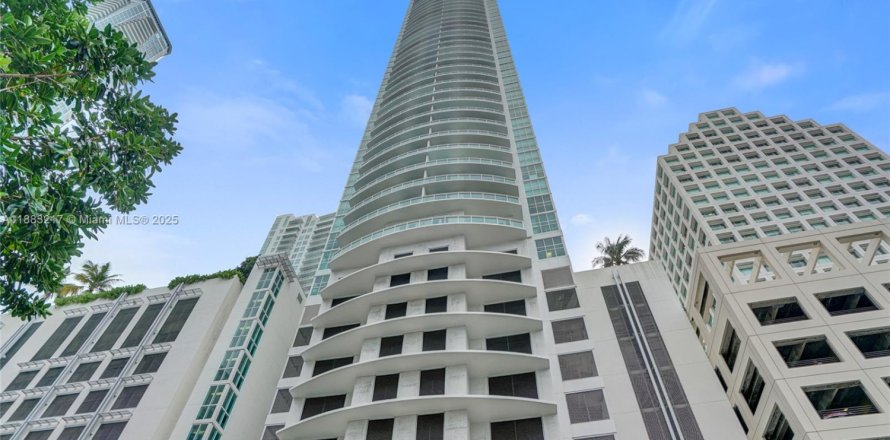 Condo à Miami, Floride, 2 chambres  № 1929650