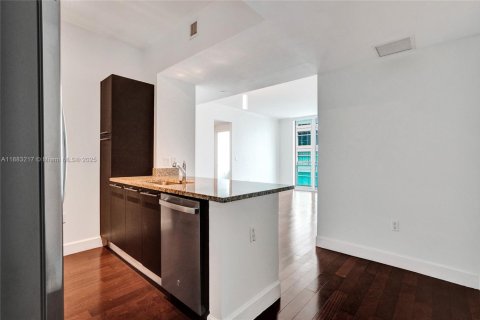 Copropriété à vendre à Miami, Floride: 2 chambres, 102.29 m2 № 1929650 - photo 5