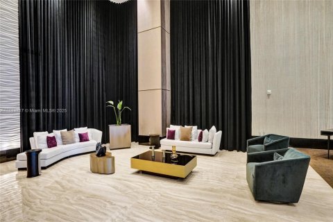 Copropriété à vendre à Miami, Floride: 2 chambres, 102.29 m2 № 1929650 - photo 4