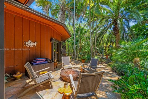 Villa ou maison à vendre à Miami, Floride: 4 chambres, 74.69 m2 № 1963386 - photo 22