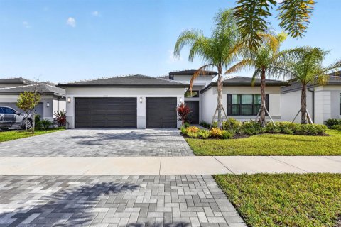 Casa en venta en Port St. Lucie, Florida, 4 dormitorios, 254.18 m2 № 2191883 - foto 5