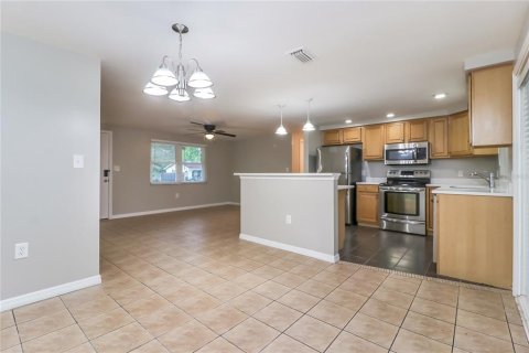 Casa en alquiler en Hudson, Florida, 3 dormitorios, 128.39 m2 № 1750112 - foto 5