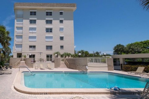 Condominio en alquiler en Longboat Key, Florida, 3 dormitorios, 124.12 m2 № 217362 - foto 10