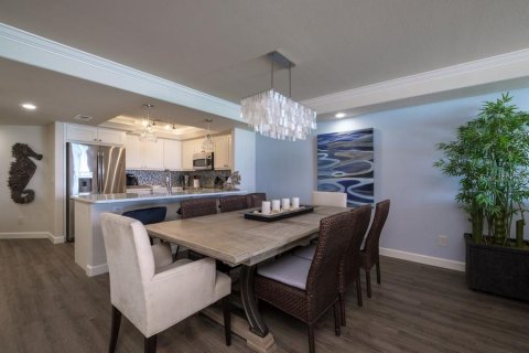 Condominio en alquiler en Longboat Key, Florida, 3 dormitorios, 124.12 m2 № 217362 - foto 9