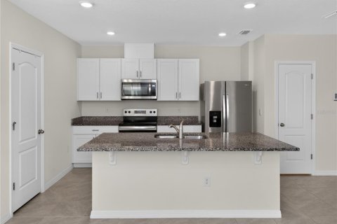 Townhouse in Kissimmee, Florida 3 bedrooms, 168.52 sq.m. № 2318695 - photo 7