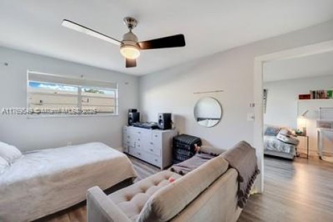 Condo in Miami Beach, Florida, 1 bedroom  № 1699996 - photo 6