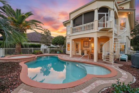House in Palm Coast, Florida 4 bedrooms, 263.84 sq.m. № 2210877 - photo 2