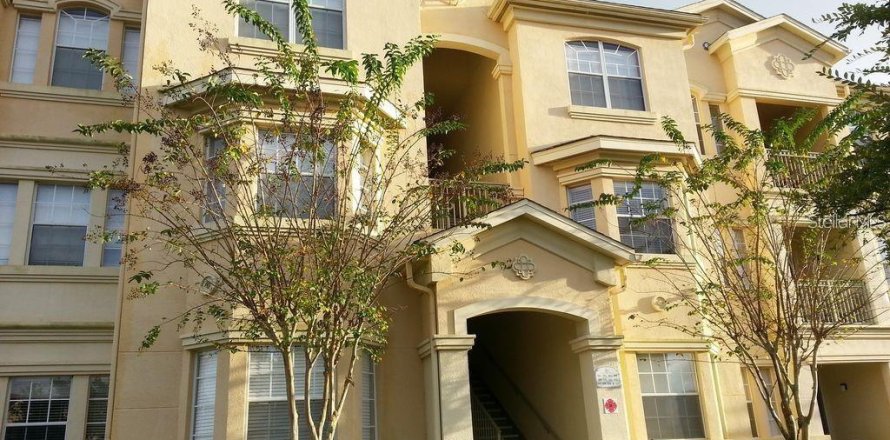 Condo à Davenport, Floride, 2 chambres  № 2388186