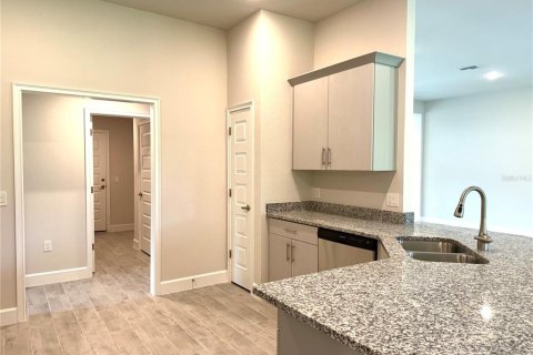 Casa en venta en Port Charlotte, Florida, 4 dormitorios, 210.42 m2 № 1772947 - foto 12