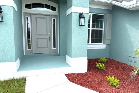 Casa en venta en Port Charlotte, Florida, 4 dormitorios, 210.42 m2 № 1772947 - foto 5
