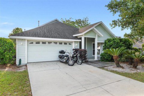House in Newberry, Florida 3 bedrooms, 139.17 sq.m. № 1650412 - photo 2