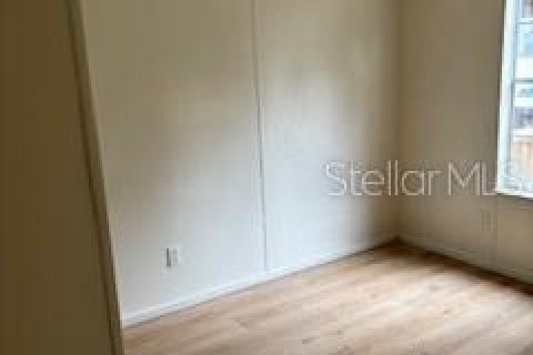 Appartement à louer à Melrose, Floride: 3 chambres, 115.94 m2 № 2103448 - photo 5