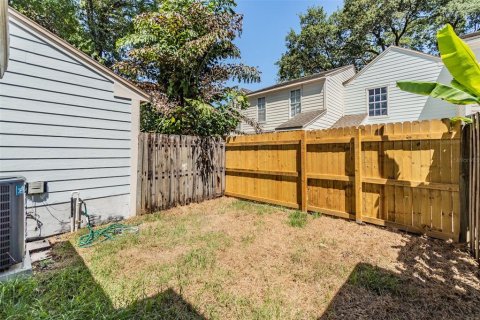 Adosado en alquiler en Tampa, Florida, 2 dormitorios, 83.24 m2 № 1888615 - foto 18
