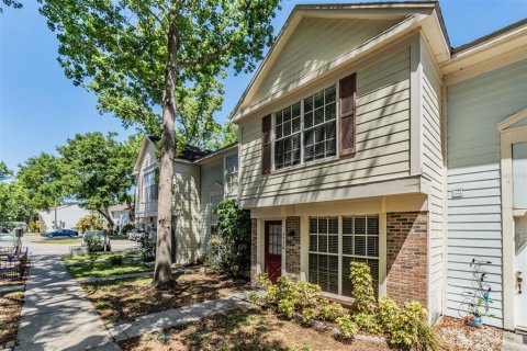 Adosado en alquiler en Tampa, Florida, 2 dormitorios, 83.24 m2 № 1888615 - foto 2