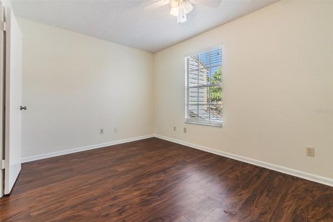 Adosado en alquiler en Tampa, Florida, 2 dormitorios, 83.24 m2 № 1888615 - foto 12