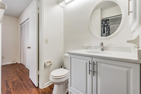 Adosado en alquiler en Tampa, Florida, 2 dormitorios, 83.24 m2 № 1888615 - foto 16