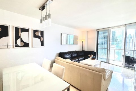Condo in Miami, Florida, 1 bedroom  № 2035435 - photo 25