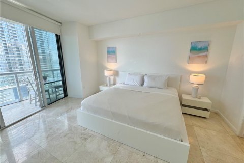 Condo in Miami, Florida, 1 bedroom  № 2035435 - photo 20