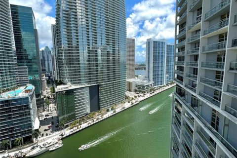 Condo in Miami, Florida, 1 bedroom  № 2035435 - photo 3