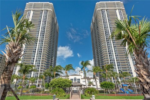 Copropriété à vendre à Miami Beach, Floride: 2 chambres, 144 m2 № 2154787 - photo 29