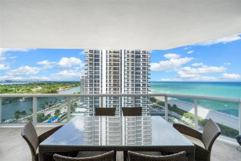 Copropriété à vendre à Miami Beach, Floride: 2 chambres, 144 m2 № 2154787 - photo 10