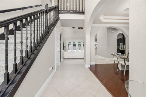 Купить виллу или дом в Нейплс, Флорида 5 спален, № 2007241 - фото 6