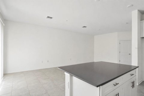 Touwnhouse à vendre à Kissimmee, Floride: 3 chambres, 166.95 m2 № 2345686 - photo 14