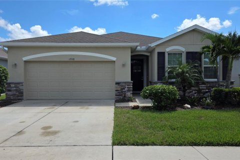 House in Riverview, Florida 4 bedrooms, 191.01 sq.m. № 2358359