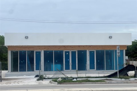 Magasin à North Miami, Floride № 1229087