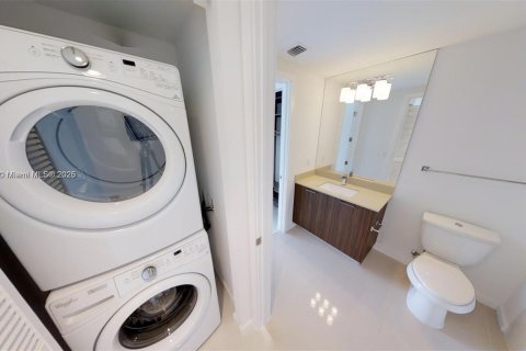 Купить кондоминиум в Дорал, Флорида 2 спальни, 89.28м2, № 1985000 - фото 7