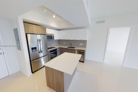 Купить кондоминиум в Дорал, Флорида 2 спальни, 89.28м2, № 1985000 - фото 6