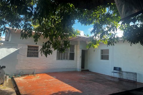 Купить виллу или дом в Майами, Флорида 3 спальни, 147.16м2, № 1997641 - фото 4